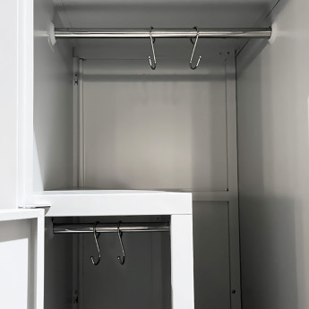 Metalinė persirengimo spintelė šešiavietė, dviejų lygių, L formos Rehalt Systems 1940 x 1200 x 500 su reguliuojamomis kojelėmis 5 Metalinė persirengimo spintelė šešiavietė, dviejų lygių, L formos Rehalt Systems 1940 x 1200 x 500 su reguliuojamomis kojelėmis 5