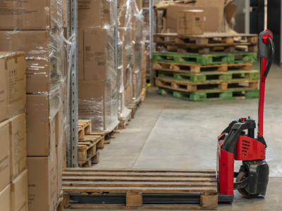 Sandėliavimo technikos priežiūros patarimai, kad įranga tarnautų ilgiau